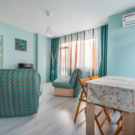 Aparthotel Victory 3*